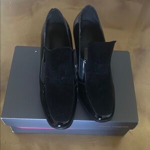 Vince Camuto Glossy Black Heels. Super classy size 37. Heel 3 inches.